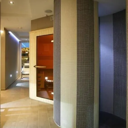 Hotel Fantasy 3*