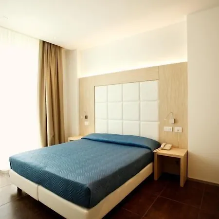 Fantasy Отель Риччоне